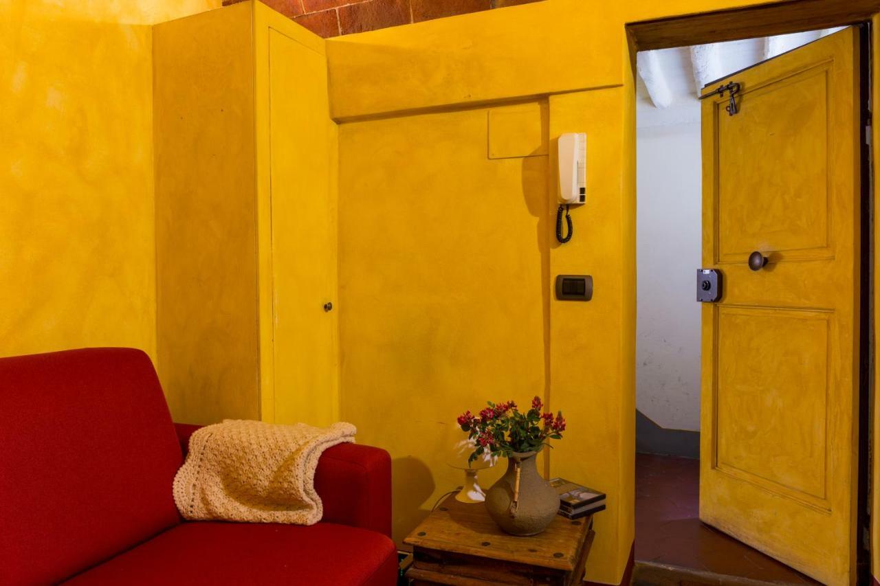 The Mezzanine Within The Walls Apartment *